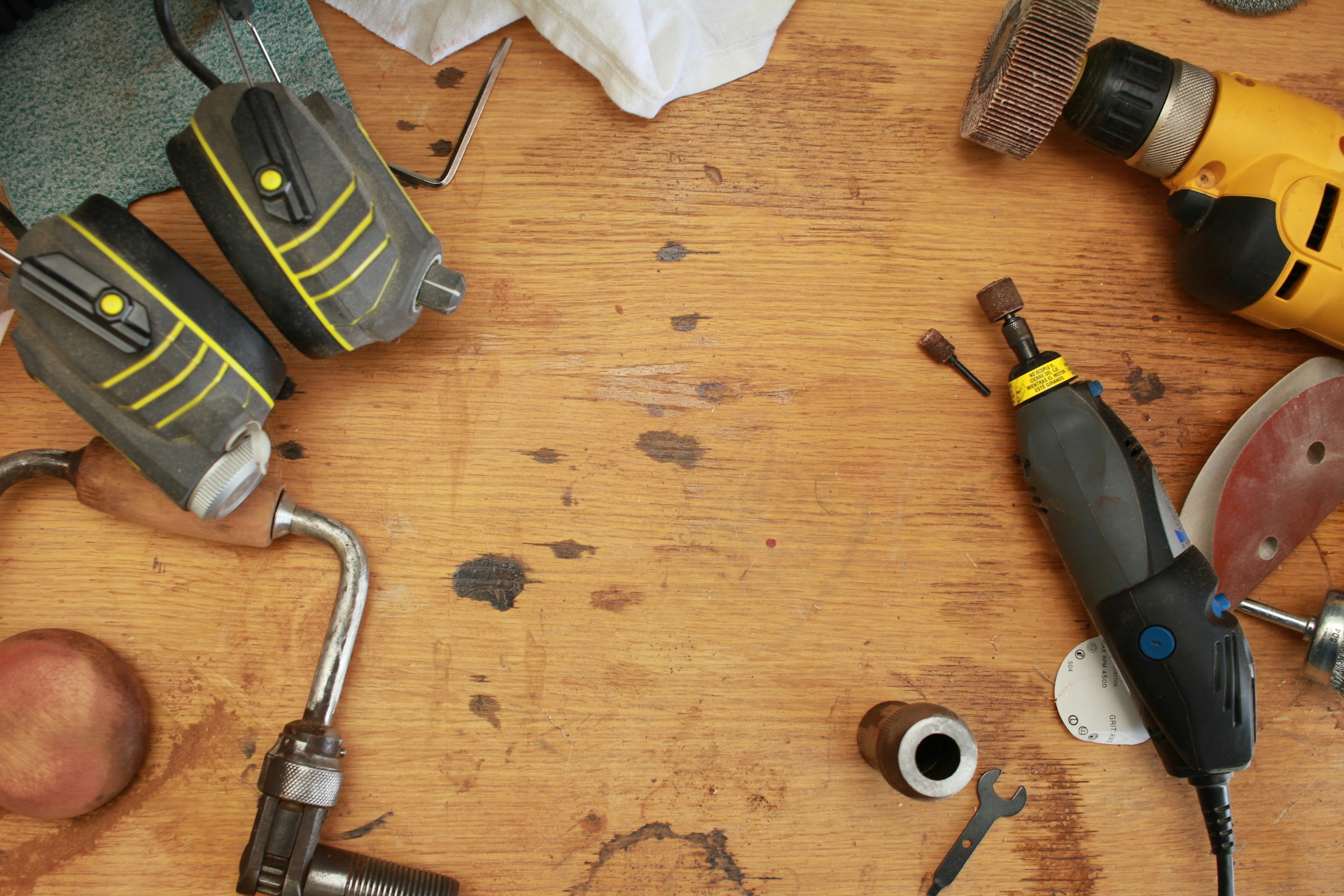 The Complete Guide to Wire Tracers & Circuit Testers: Why Every Technician Needs One